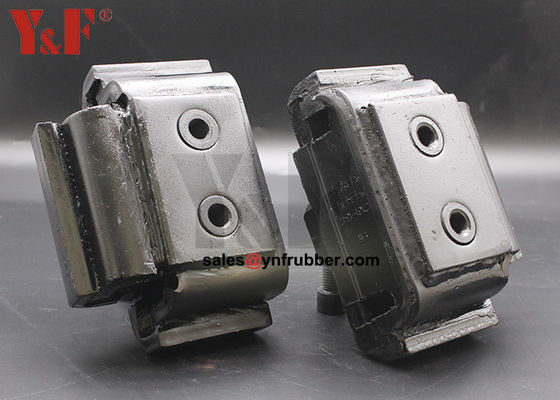 Heavy Duty M8 Flanged Rubber Mounts Anti Vibration For Industrial